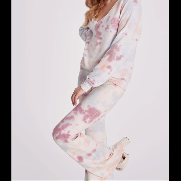 NWT WILDFOX cloud tie dye set - Picture 2 of 15
